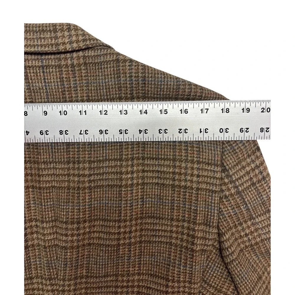 vtg Austin Reed 40R Brown Plaid Lambswool Tweed Blazer Jacket Sport Coat USA